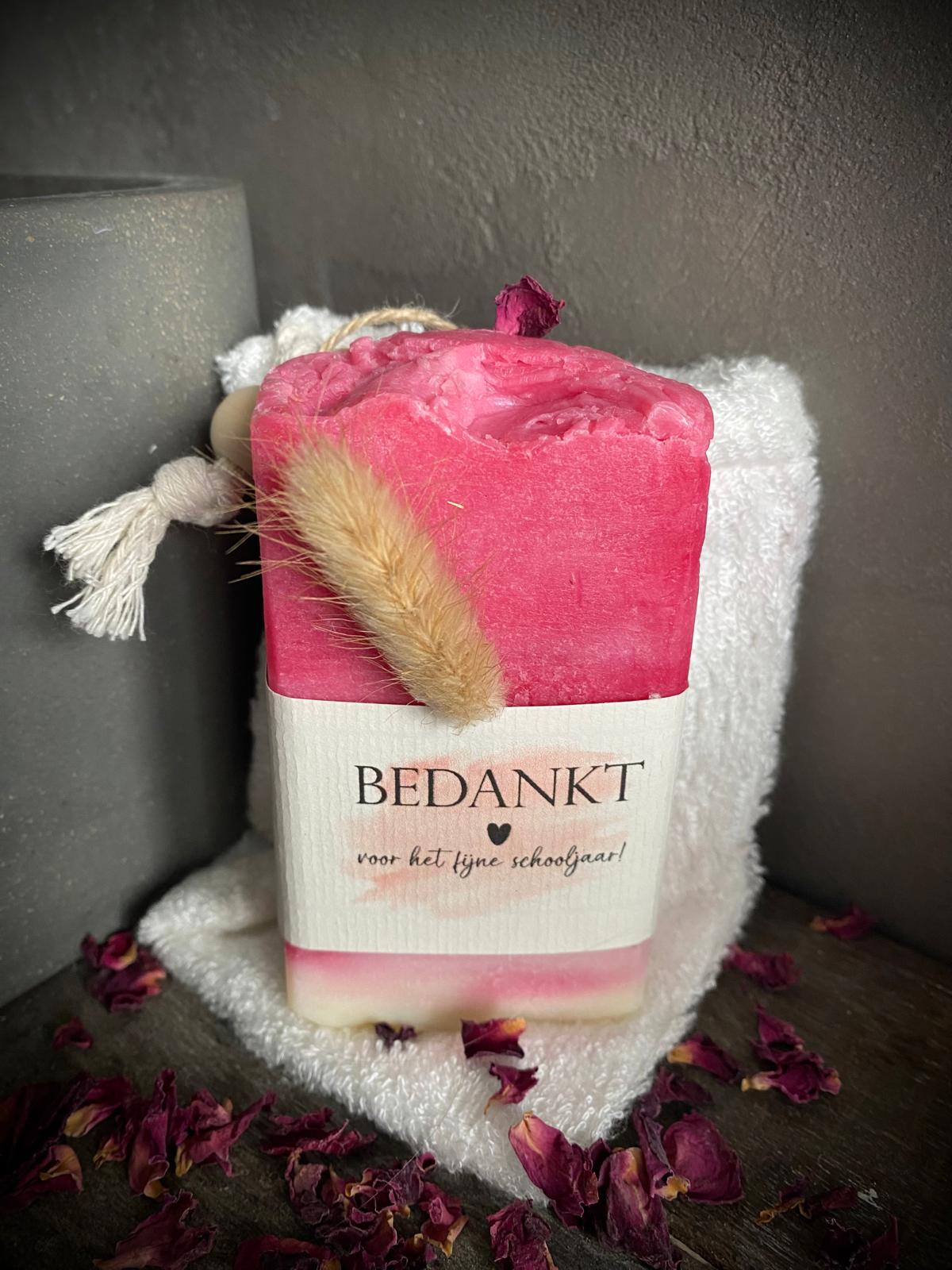 Olijfzeep 'Bedankt voor het fijne schooljaar!'